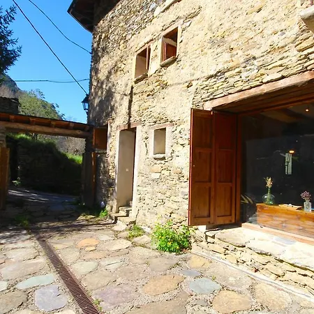 Semesterbostad Casa Mora Torre de Capdella