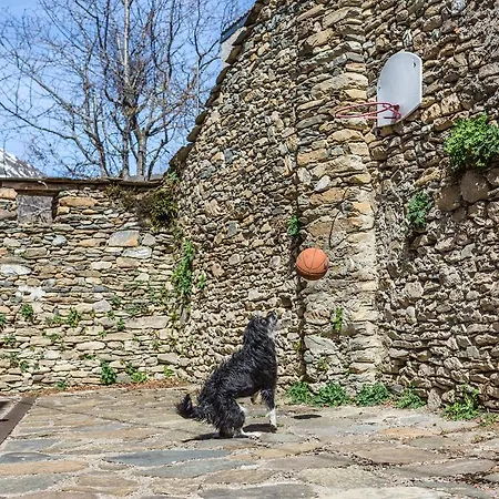 Casa Mora *