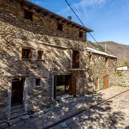 Casa Mora *